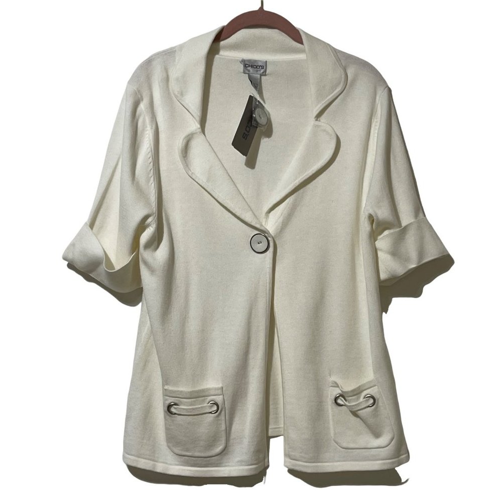 Chico’s NWT size 2 (L/12) ivory single button pockets short sleeve cardigan top